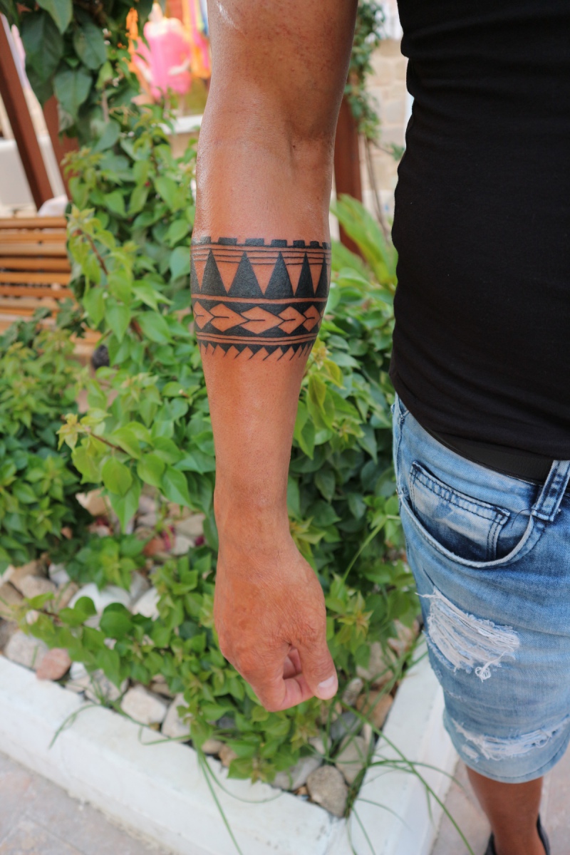 maori tattoo wrist